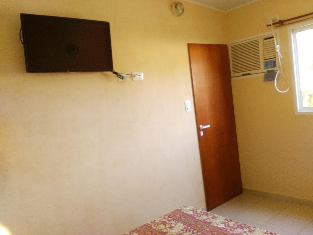 Apartamentos Rio Uruguay Colon  Bagian luar foto